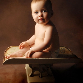 Прибавка в росте и весе по месяцам у новорожденных: таблица